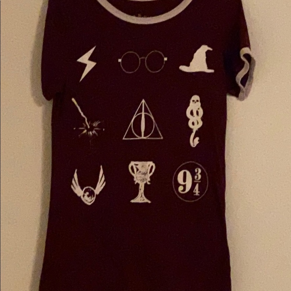 Maroon Harry Potter top